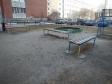 Екатеринбург, ул. Коминтерна, 11А: площадка для отдыха возле дома