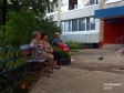 Тольятти, б-р. Баумана, 10: площадка для отдыха возле дома