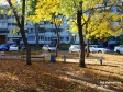 Тольятти, Kurchatov blvd., 1: площадка для отдыха возле дома