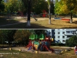 Тольятти, б-р. Приморский, 19: детская площадка возле дома