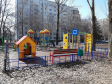 Тольятти, б-р. Луначарского, 9: детская площадка возле дома