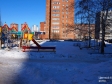 Тольятти, б-р. Цветной, 1: детская площадка возле дома