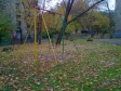Екатеринбург, ул. Уктусская, 33: детская площадка возле дома