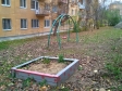 Екатеринбург, ул. Пальмиро Тольятти, 9: детская площадка возле дома