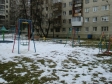 Екатеринбург, Цвиллинга ул, 18: детская площадка возле дома